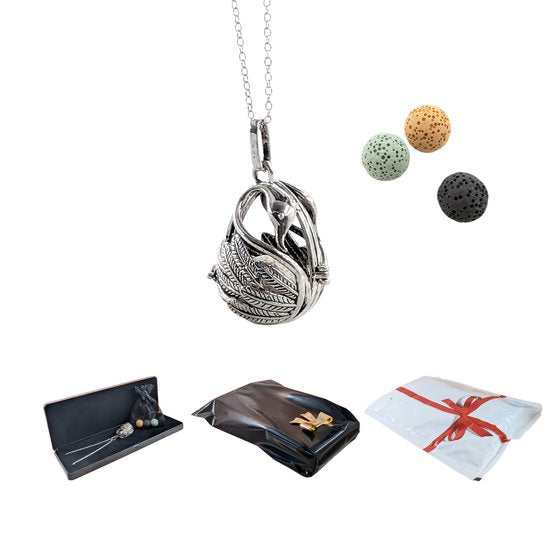 Aroma Necklace with Swan-shaped Pendant including 4 lava stones | Packaged in a luxurious jewelry box