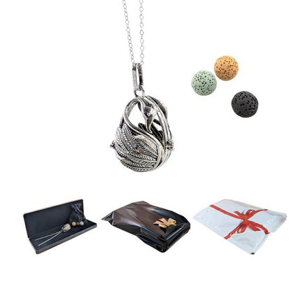 Aroma Necklace with Swan-shaped Pendant including 4 lava stones | Packaged in a luxurious jewelry box