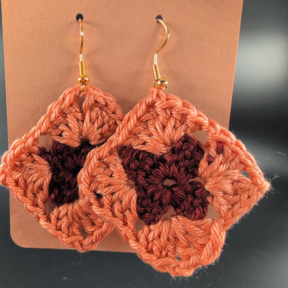 Granny Square Crochet Earrings – Handmade by Lutalica. Orange & Brown. Gift-ready packaging. 4cm x 4cm