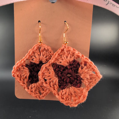 Granny Square Crochet Earrings – Handmade by Lutalica. Orange & Brown. Gift-ready packaging. 4cm x 4cm