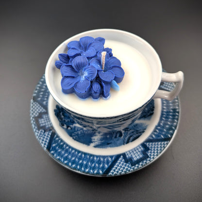Vintage Teacup Scented Candle – Blue Birds. Scent: Lutalica Spa Day.