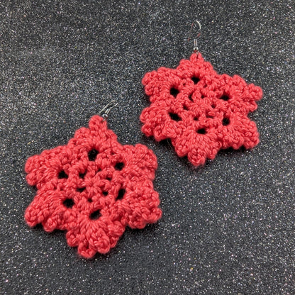 Flower Shape Crochet Earrings – Handmade by Lutalica. Coral. Gift-ready packaging. 6cm x 6cm