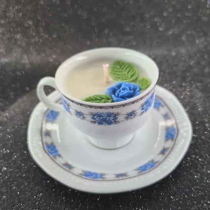 scented candle presented in an authentic Bavaria Mitterteich cup and saucer, marked with the original backstamp.
